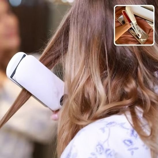 Lisseur appliqué sur cheveux bouclé